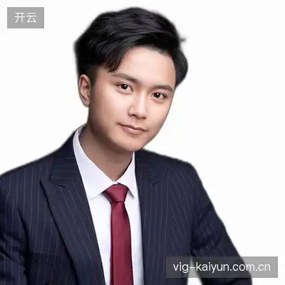 雷语杰